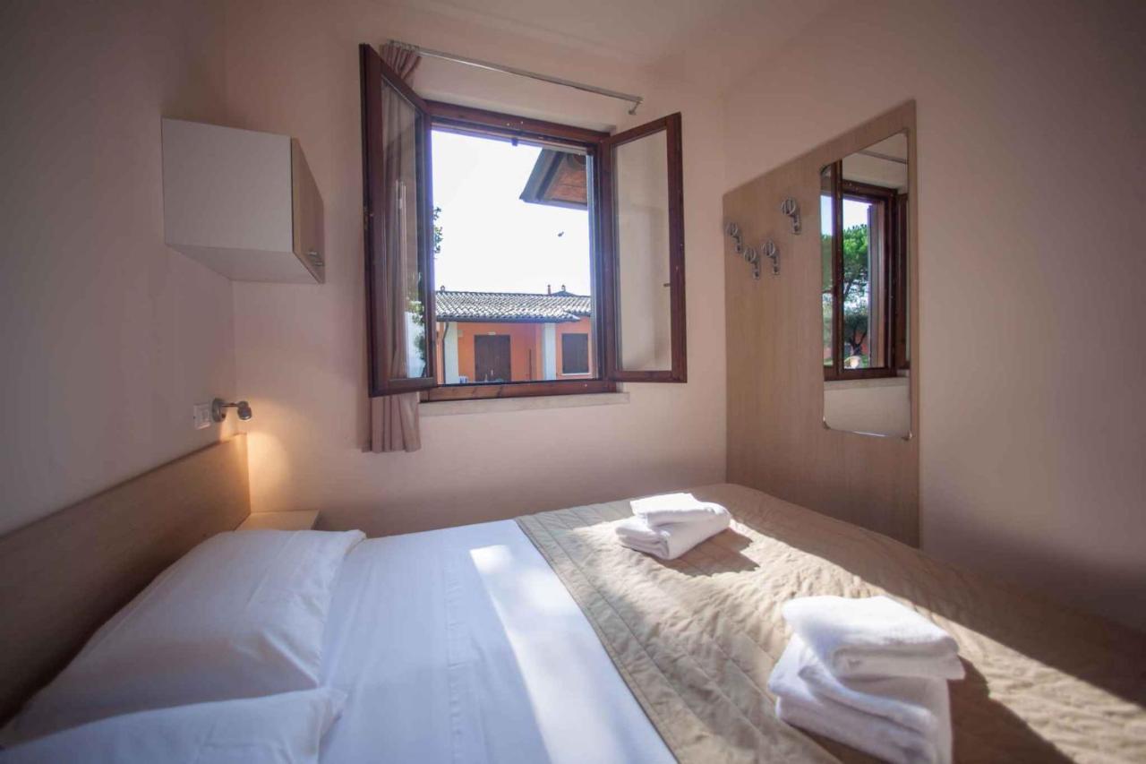 Holiday Homes In Sirmione/Gardasee 22174 Zewnętrze zdjęcie