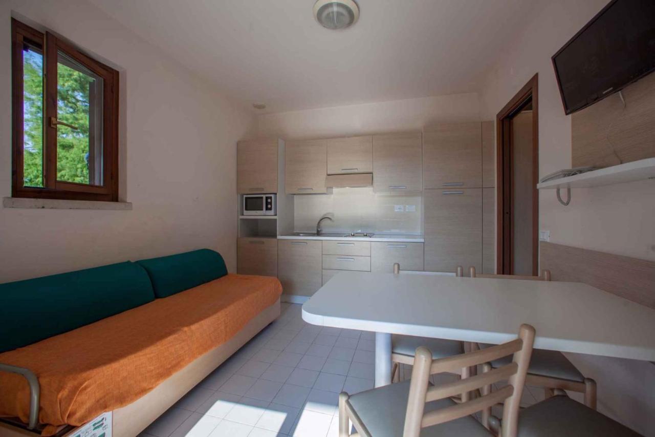Holiday Homes In Sirmione/Gardasee 22174 Zewnętrze zdjęcie