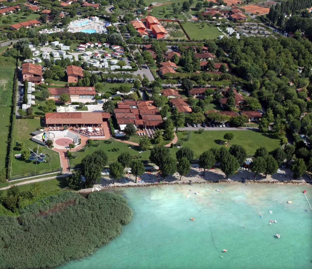 Holiday Homes In Sirmione/Gardasee 22174 Zewnętrze zdjęcie