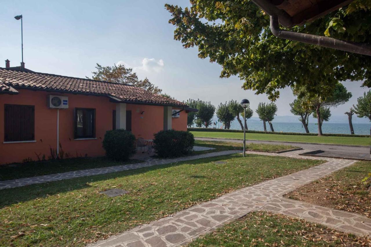 Holiday Homes In Sirmione/Gardasee 22174 Zewnętrze zdjęcie